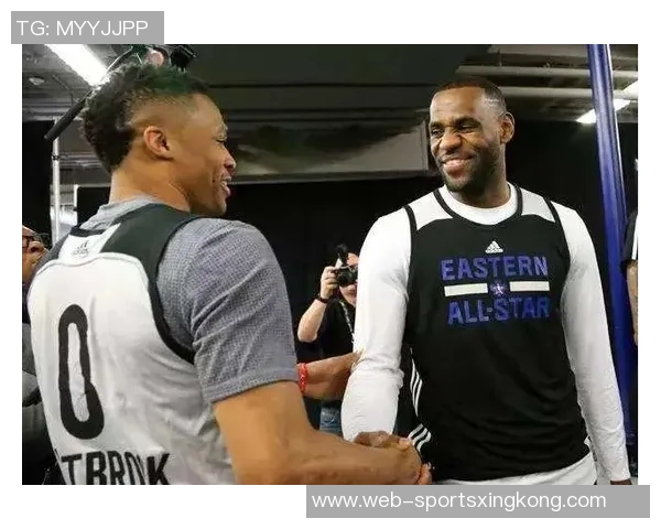 阿足协主席塔皮亚社媒晒梅西德保罗合影时尚穿搭引关注 阿足协主席塔皮亚社媒晒梅西德保罗合影时尚穿搭引关注