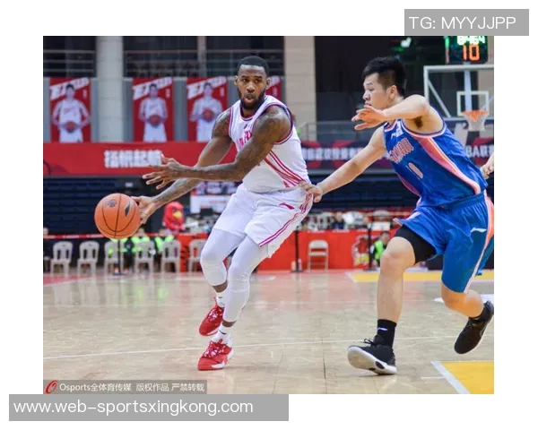 火箭神奇表现亚当斯出场542分钟助力球队总篮板净胜对手200个 火箭神奇表现亚当斯出场542分钟助力球队总篮板净胜对手200个